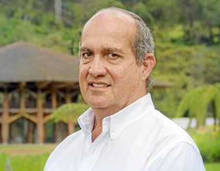 Eugenio Vélez Uribe