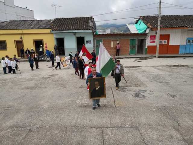 141añosmarulanda 141añosmarulanda