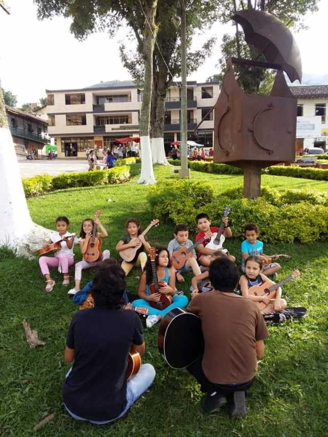 Pácoraescuelademusica
