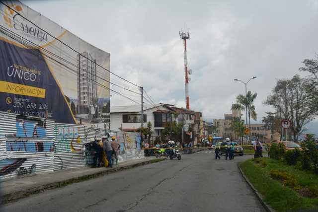 El carril de subida a Chipre permanecerá cerrado indefinidamente mientras se evalúa el riesgo de la zona. 