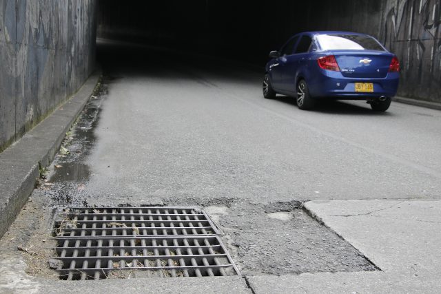 Túnel hacia fundadores.