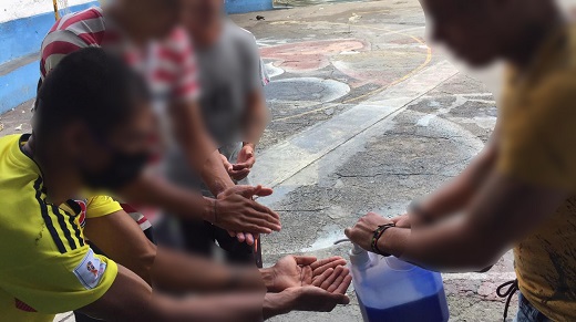 internos con gel antibacterial internos con gel antibacterial