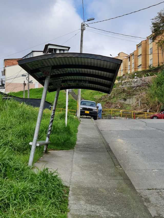 Paraderoentrevillanuevayelpalmar Paraderoentrevillanuevayelpalmar