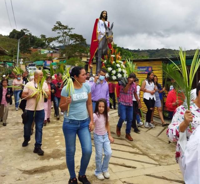 Así celebra el Domingo de Ramos en Caldas