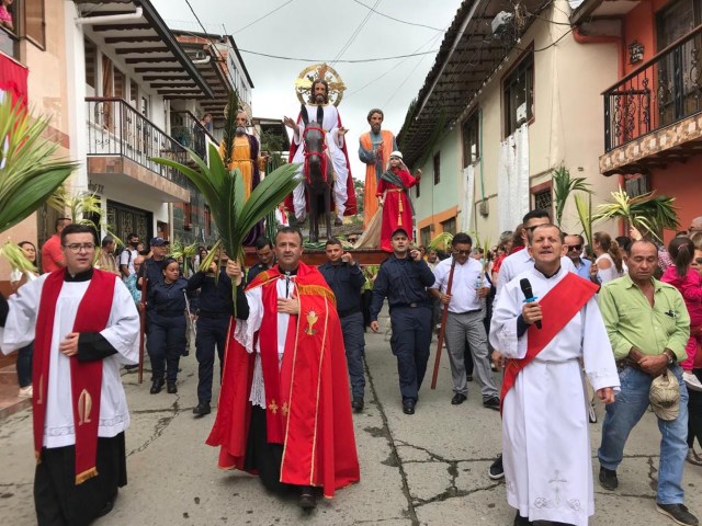 Así celebra el Domingo de Ramos en Caldas