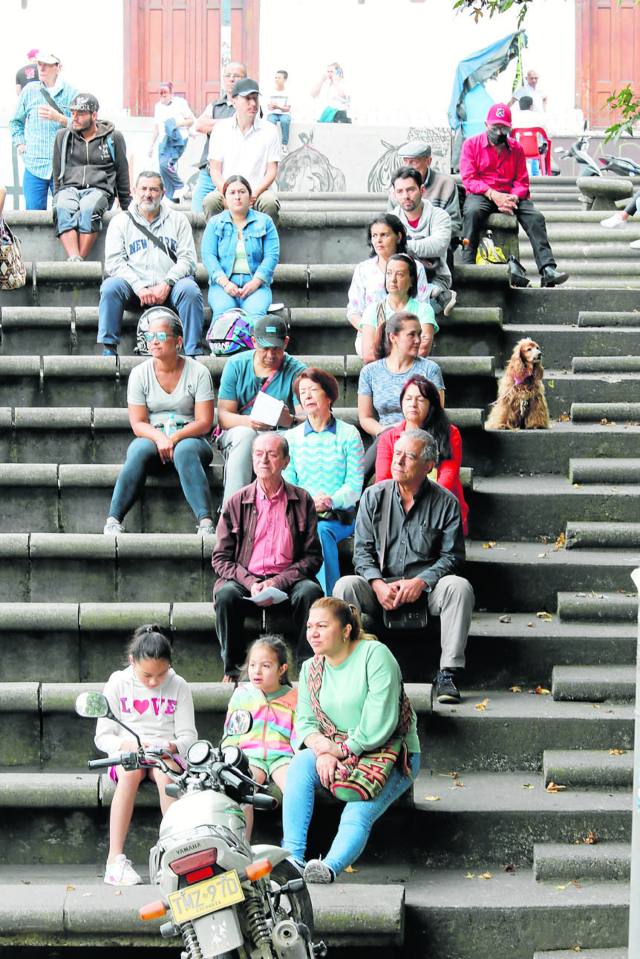 Banda municipal alegra la plaza 