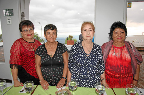 Ligia Inés Palacio Marín, María Gladys Grajales, Ana Libia Salazar y Ofelia Bueno de Salazar.