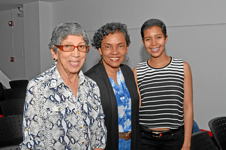 Elena García, Carmen Elisa García y Luisa Fernanda Velasco.