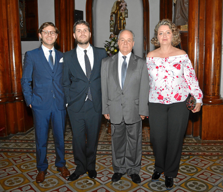 Felipe Ángel Macía, Juan Ángel Macía, Alfonso Ángel Uribe y Gloria Beatriz Salazar de la Cuesta.