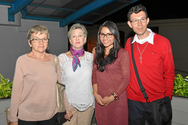 Patricia Giraldo, Gloria Inés Restrepo, Valentina Cortés Cárdenas y John Jairo Vásquez Gómez.