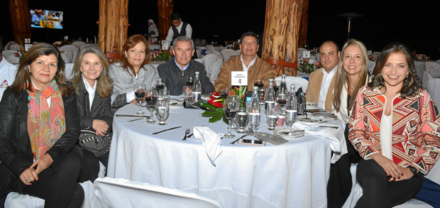 Gloria Inés Uribe, Lina María Rivas, Luz Piedad Henao, Marco Tulio Hoyos, Carlos Alberto Loaiza, Pablo Montoya, Sandra Sanz Álva