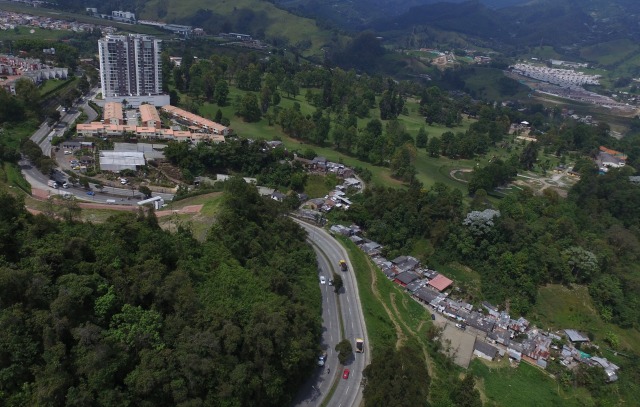 Sector de Chachafruto, entre el Bosque Popular y la Avenida Alberto Mendoza.