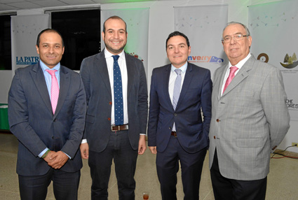 Guillermo Soto, director del Hotel Benidorm; Jonathan Ballesteros, de BIOS; Miguel Trujillo Londoño, secretario de Desarrollo Ec