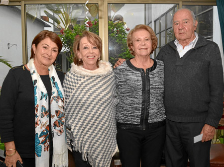 Guiomar Armel de Delgado, María Beatriz Gómez Arango, Beatriz Mejía de Mejía y Líster Mejía Estrada.