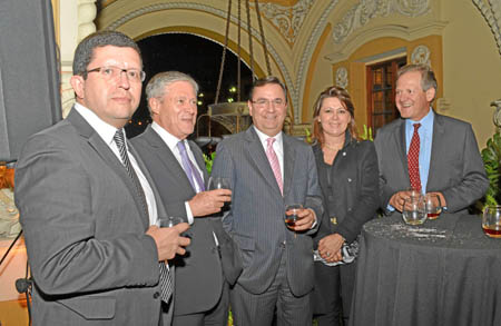 Mauricio Osorio Chica, Aurelio Calderón Marulanda, Lorenzo Calderón Jaramillo, Ángela María Toro Mejía y Julián Echeverri Bueno.