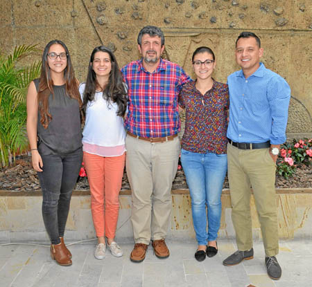 En el Club Manizales compartieron en un almuerzo de trabajo integrantes del equipo internacional de La Aurora Funerales y Capill