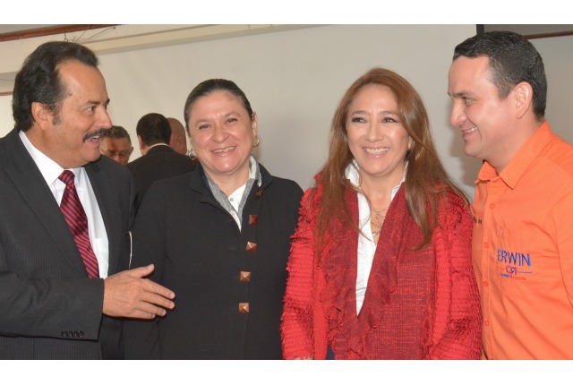 Mario Aristizábal Muñoz, Olga Constanza Duque, Adriana Franco Castaño y Erwin Arias Betancur.