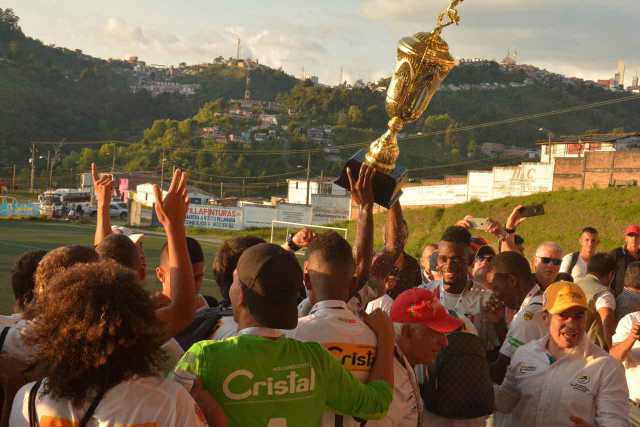 El Once Caldas recuperó su trono en la Copa LA PATRIA 