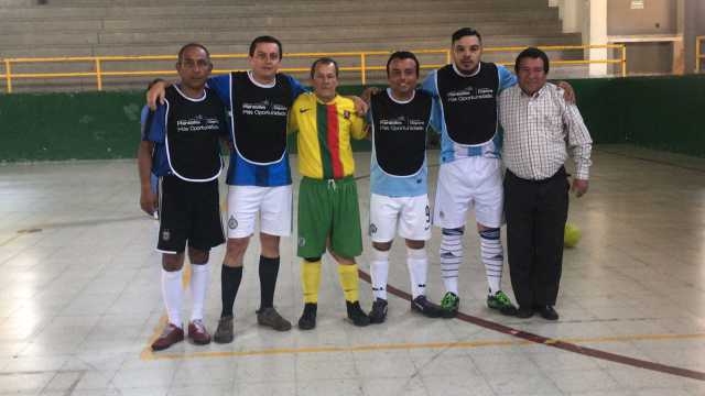 Mayores de 30 años en Microfútbol celebró la comuna La Estación.