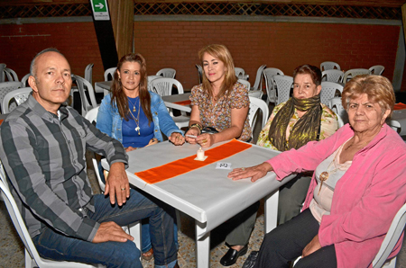 Darío Augusto Giraldo, Miryam Marín, Consuelo Giraldo, Ana Grisales y Concepción Zuluaga.