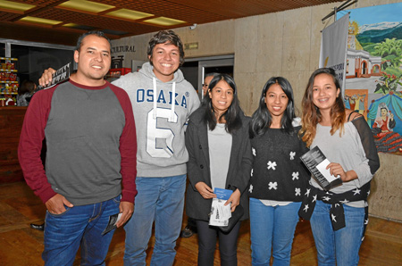 Héctor Gamboa, Juan Camilo Hernández, Angie Delgado, Marilin Delgado y María Paula Rodríguez.
