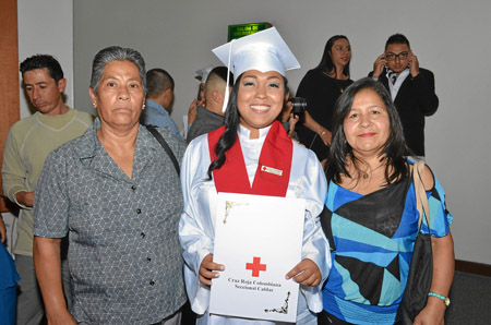 Cristina Vallejo, Anyi Lizeth Vallejo y Clara Inés Vallejo. 