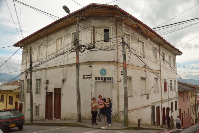 Tambalean los centros históricos de Caldas