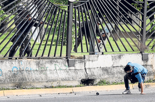  David Vallenilla, de 22 años, murió tras recibir disparos a quemarropa por parte de un agente de la Guardia Nacional Bolivarian