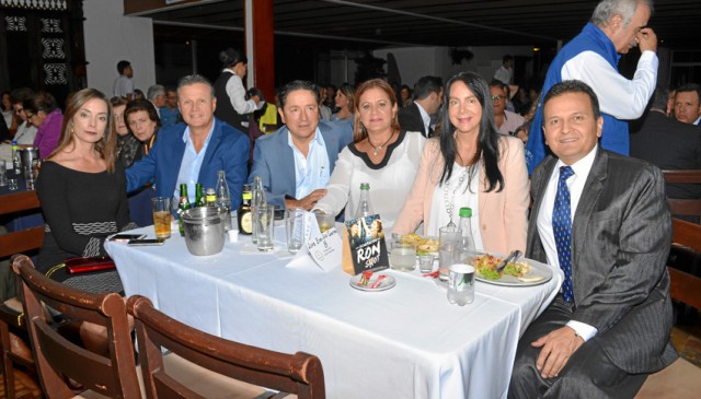 Liliana Martínez de Sierra, Luis Emilio Sierra, Roberto Montes, Patricia Molina, Martha Lucía Jiménez y Germán Santacoloma.