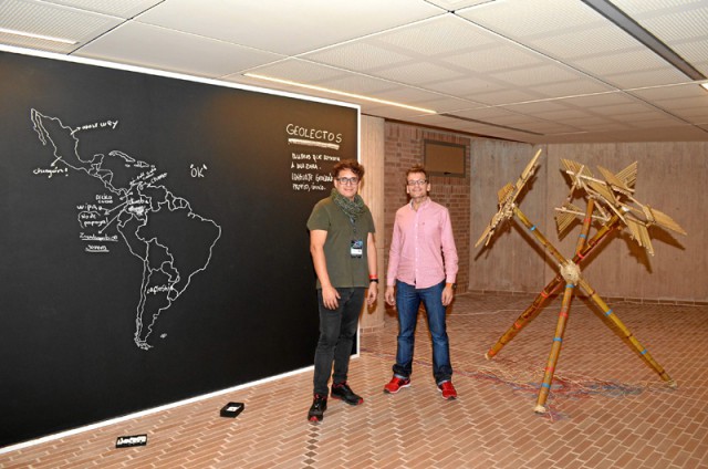 Surófona, Radio online, de Daniel Cruz de Chile y Gerardo Della Vecchia de Argentina.