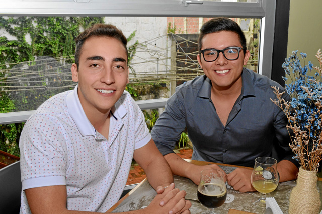 Juan Esteban López fue homenajeado con un almuerzo en el restaurante Buffalo Serrano, por su cumpleaños, por Nicolás González.