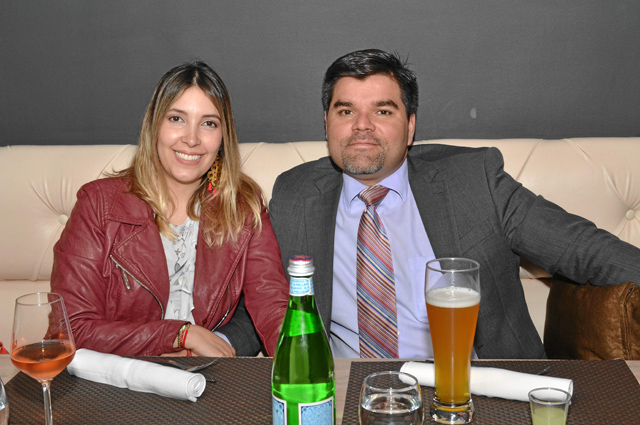 En el restaurante L’Angevin se reunieron en una comida María Carolina Giraldo y Alejandro Mejía.