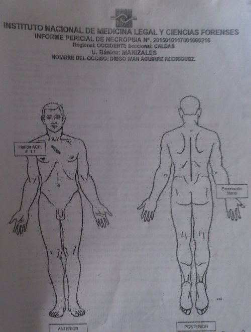 El documento muestra las lesiones que sufrió Diego en el pecho y una mano. No señala más golpes.