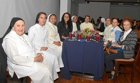 Hermanas Imelda Pérez, Yésica Castaño y Adriana Alpala, Lady Johanna Aristizábal, hermanas Milagros Santana, Irma Jiménez y Fabi