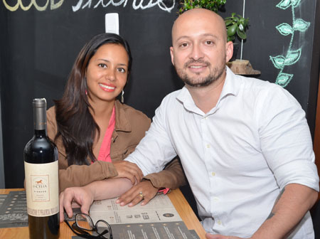 Diana Carolina Sánchez y Rubén Naranjo Castro celebraron su cuarto aniversario de matrimonio en un almuerzo en el restaurante Bu