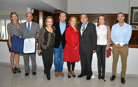 Viviana Quintero, Héctor Germán Hoyos, Mélida Yepes, Arturo Yepes, Lucelia Yepes, Juan Martín Hoyos, María Isabel Suárez de Hoyo