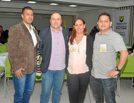 Mauricio García, César Augusto Gálvez, Miriam Julieta Correa y Óscar James Mejía.