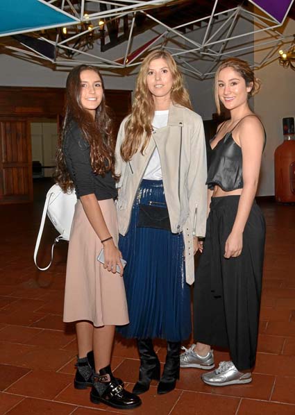 Mariana Aristizábal, Alejandra Aristizábal e Isabela Londoño.