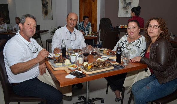 Carlos Alberto Henao, José Fernando Valencia, Laura Lucía Londoño y Liliana Villada Ochoa.