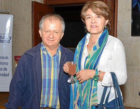 Uriel Humberto Buitrago y Doris Cecilia Ceballos.