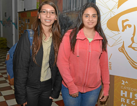 Natalia Ospina y Isabela Ocampo.