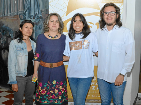 Tatiana Ospina, Alba Lucía Hurtado, Karen Santa y Juan Pablo Ospina.