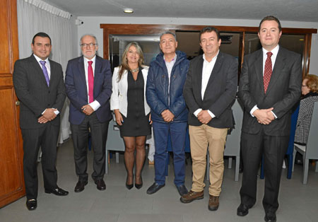 Élkin Mauricio Ávila, subdirector del Sena Caldas; Guido Echeverri Piedrahíta, gobernador; Martha Lucía Jaramillo, directora de 