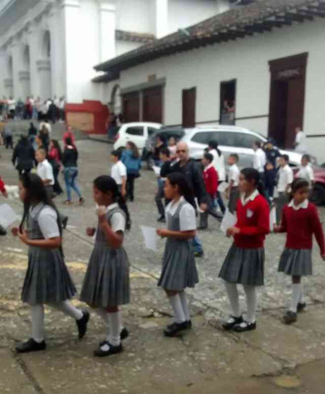 En Salamina le dan el último adiós a la pequeña Salomé