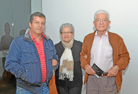 Carlos Alberto García, Myriam Olarte y Javier Olarte.