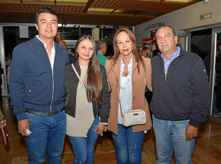 Santiago López Díaz, Laura Manuela Zuluaga, Mónica Liliana Díaz y Luis Fernando López.