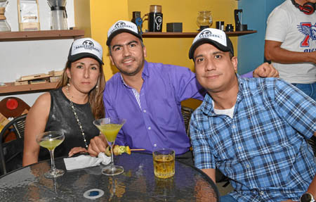 Yeimi Esperanza Sánchez, Luis Eduardo Villa y Eduardo Betancourt.
