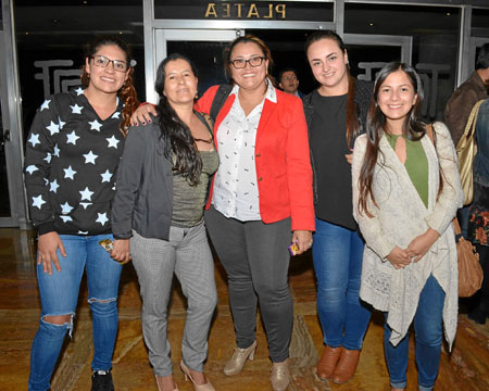 Lina María Henao, Magdalena Marín Medina, Janeth Cristina Rodríguez Vélez, Daniela Nieto Vallejo y Luisa Fernanda Toro.