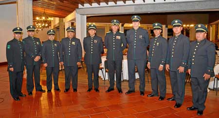 Intendente jefe Alexánder Chalarca Carmona, intendentes Wilson Antonio Cardona Vélez y Leonardo Fabio Patiño, subcomisario Ómar 