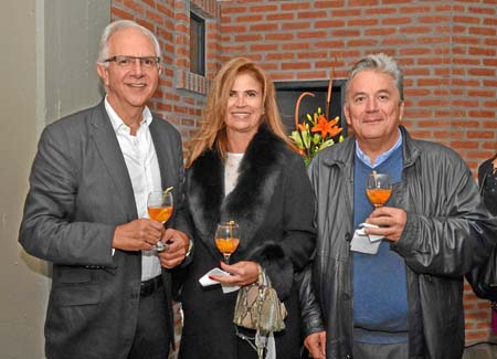 Pedro José Delgado Gutiérrez, Cristina Gómez de Calderón y Roberto Calderón Uribe.